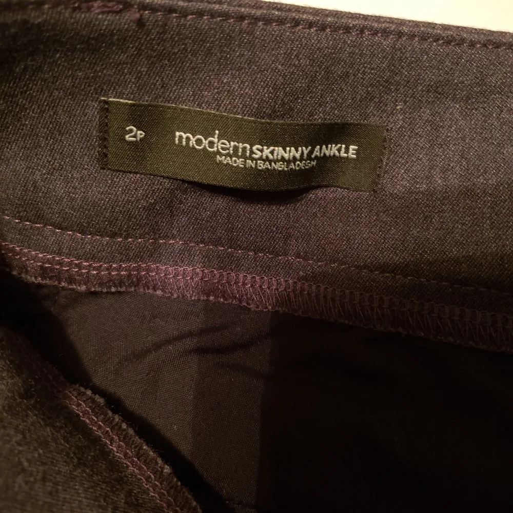 Loft Modern Skinny Ankle Pants, Gray, Petite, Size 2P - Picture 7 of 7